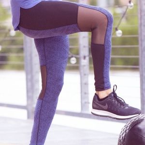 NTW Calia by Carrie Underwood tight leggings XS S